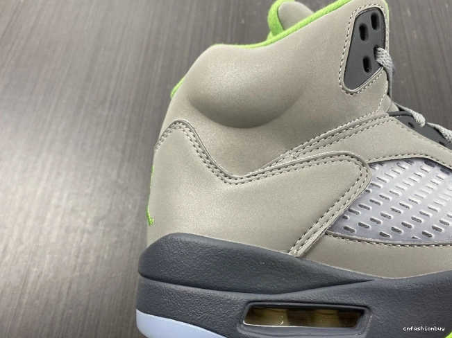Green Retro DM9014-003 (2022) Jordan Bean 5 0813